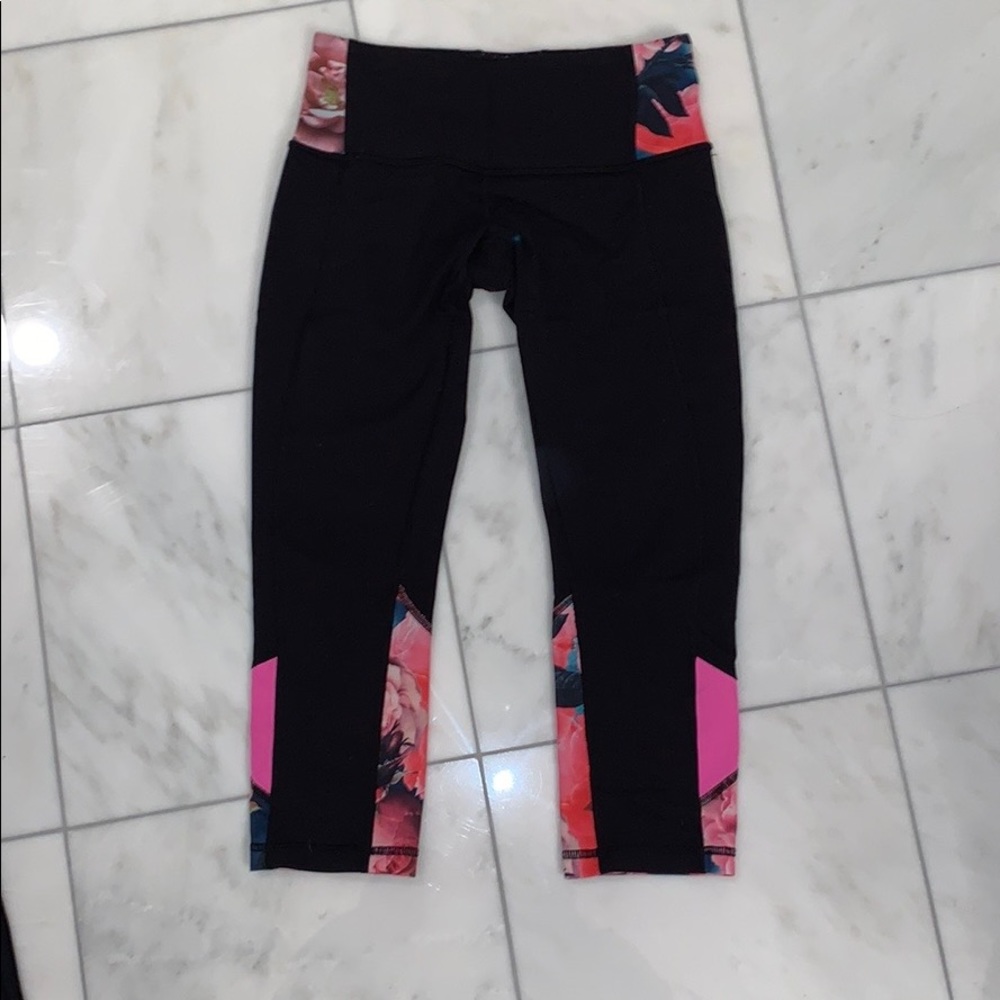 Lululemon Embody Crop - Picture 4 of 7
